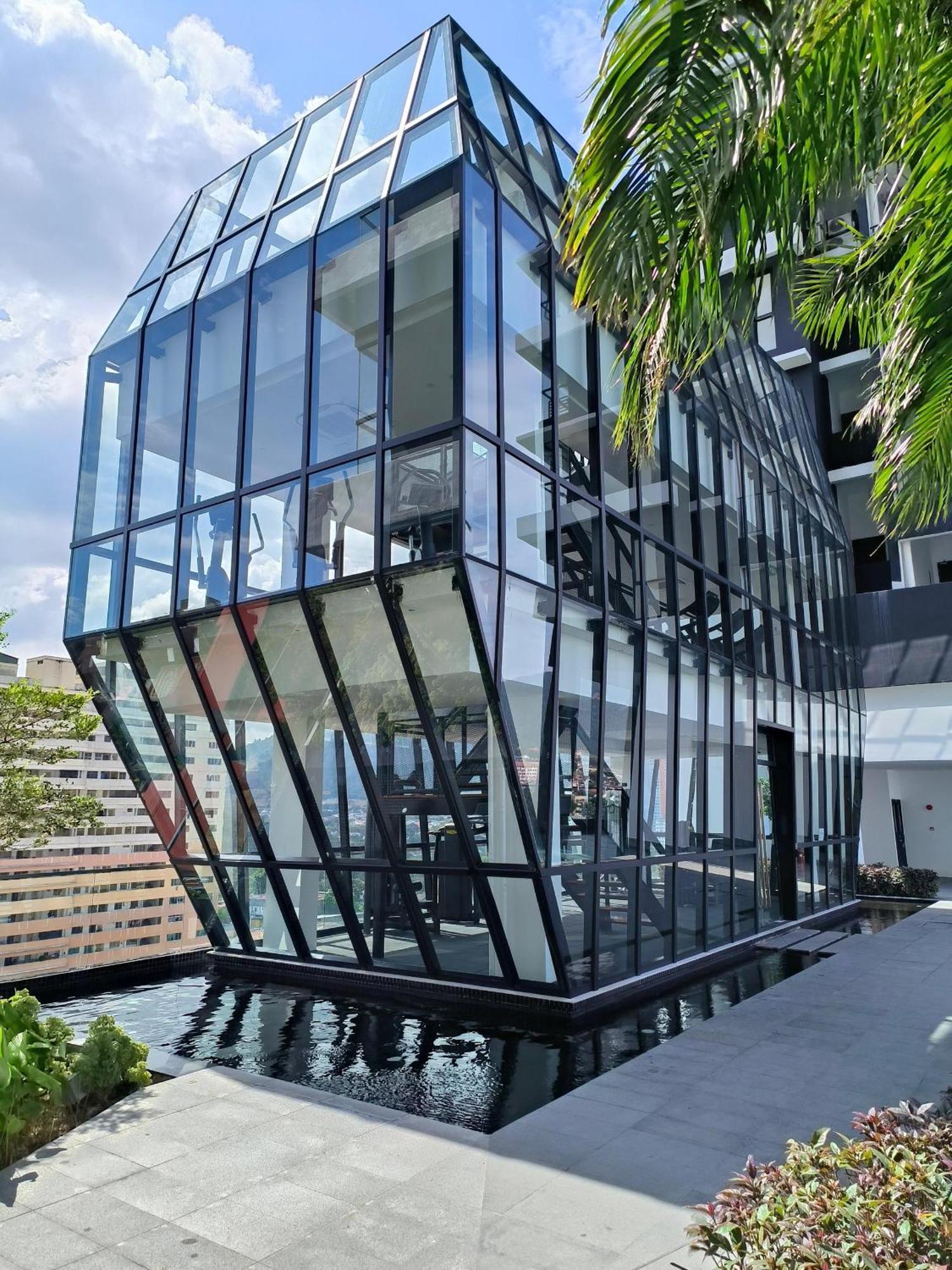 Urban Suites Two Or Three Bedroom Georgetown By Anc Jelutong エクステリア 写真