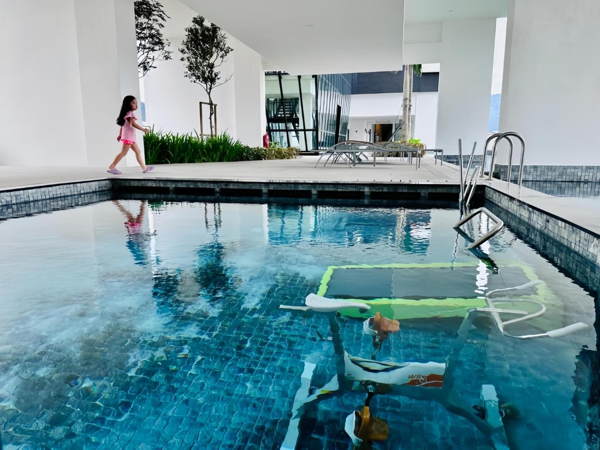 Urban Suites Two Or Three Bedroom Georgetown By Anc Jelutong エクステリア 写真