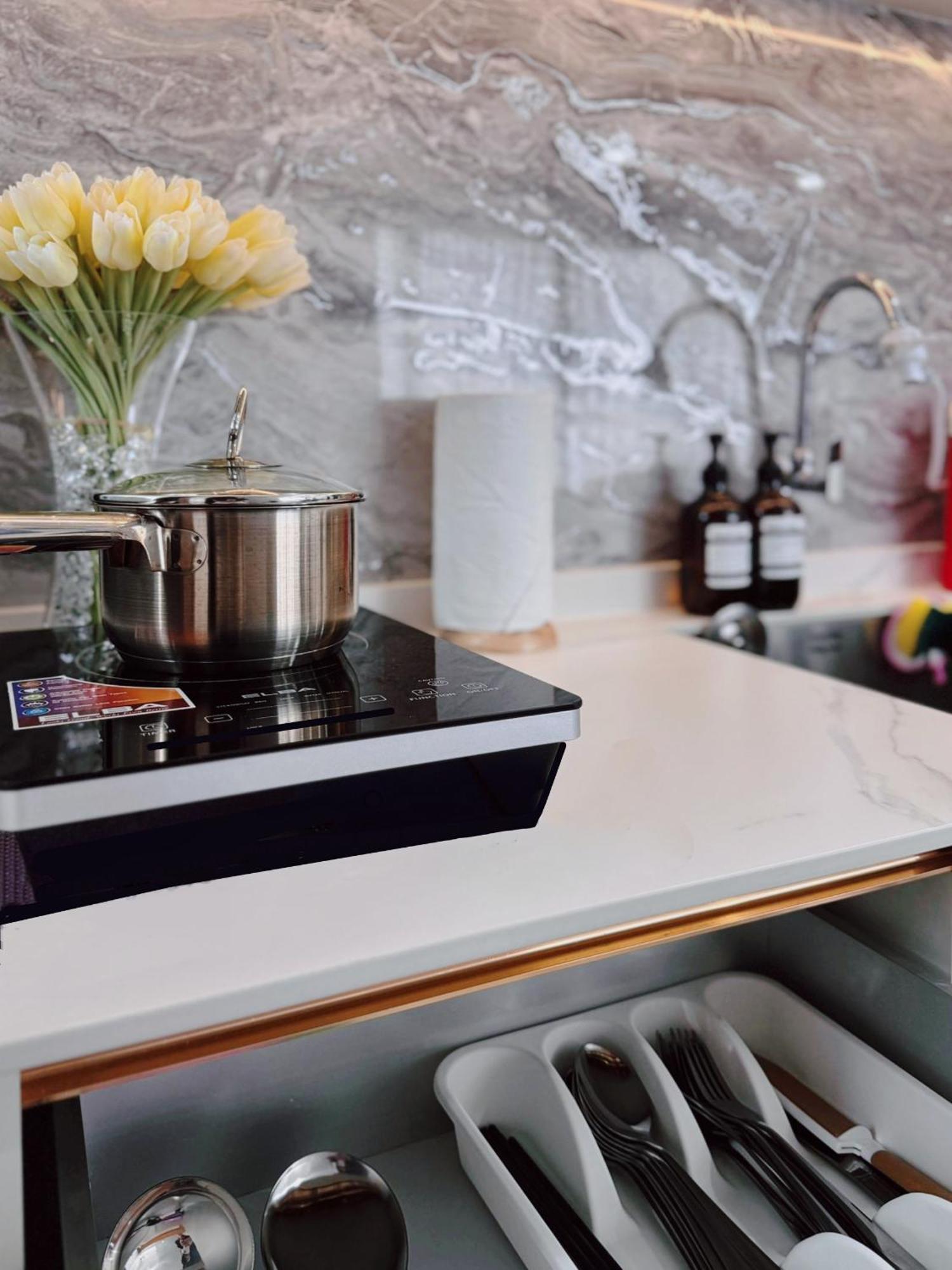 Urban Suites Two Or Three Bedroom Georgetown By Anc Jelutong エクステリア 写真