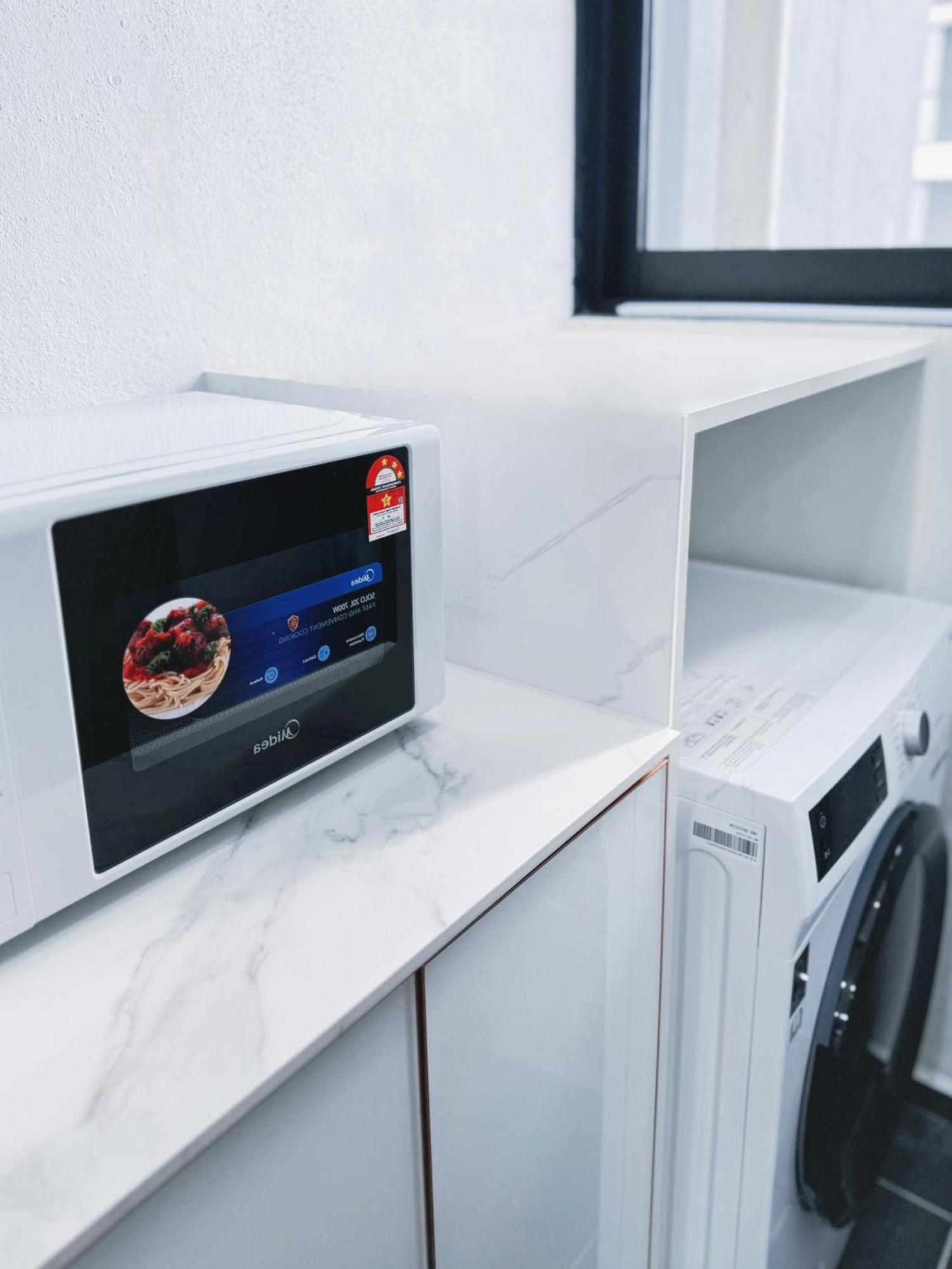 Urban Suites Two Or Three Bedroom Georgetown By Anc Jelutong エクステリア 写真
